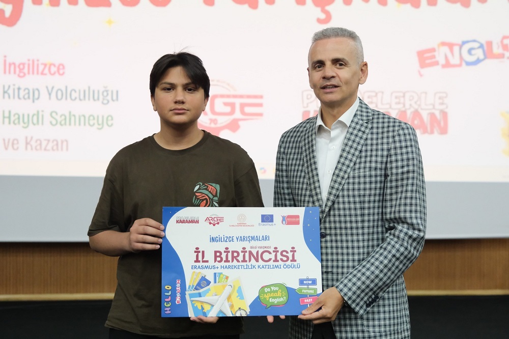 Dil, Sanat ve Ses Buluştu: Öğrenciler İngilizceyi Sahneledi